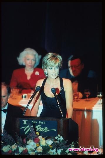 Лейди Ди: бунтарката нарушавала кралския протокол