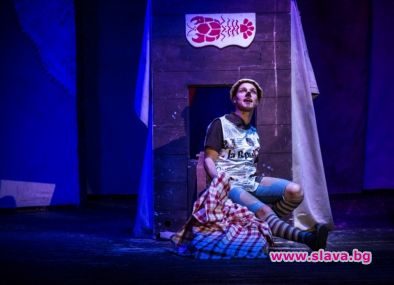 Историята на Пинокио оживява в Платформа А6