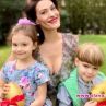  Щерката на Теди Велинова се кипри с обувките й