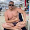 Пиарът на ГЕРБ позира гол на Бедрум