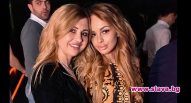 Сузанита обикаля дискотеките с майка си