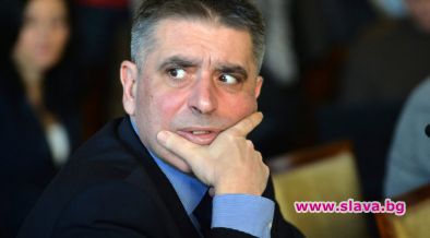 250 души ми викат Барни Ръбъл, знам ги кои са: Данаил Кирилов