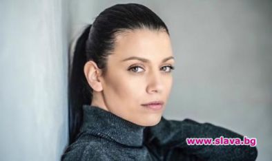 Паскалева плаши със съд