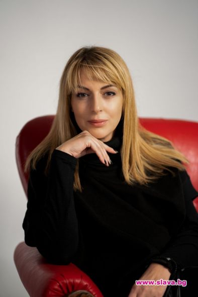 Яна Борисова с първи роман
