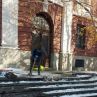 Разбиват каменните плочи на Народния театър