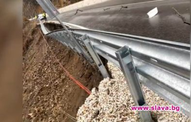 Пропадна и току-що ремонтираният път Кричим - Девин