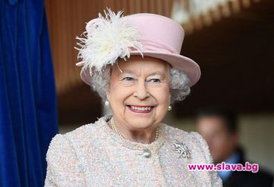 Кралица Елизабет е лишила 70 души от почетни звания за последното десетилетие