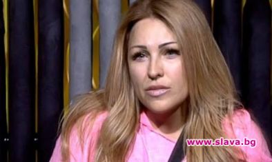 Надявам се любовта отново да кацне на рамото ми: Рени