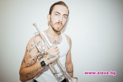 Денис Лойд с дебютен албум 