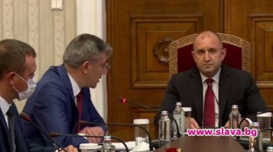 Радев накара Карадайъ да обяснява коя му е родината-майка