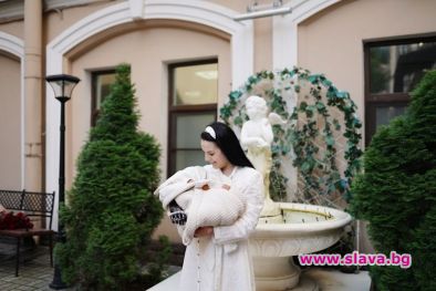 Маргарита Грачева, на която съпругът отряза ръцете преди 4 г., показа новороденото си бебе