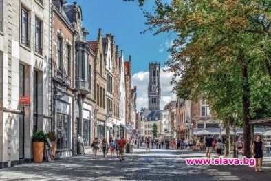 Пет страни допускат само напълно ваксинирани туристи