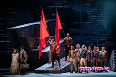 Операта открива есенния си сезон с Клетниците