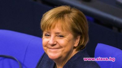 €3млн. в банка, €15000 пенсия, апартамент и вила за пенсионерката Меркел
