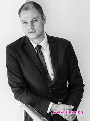 Наш диригент номиниран за латино Грами