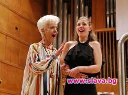 Ученичка на Кабаиванска пее със звезда от Метрополитън