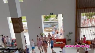 Двама загинали при престрелка на „банда“ до петзвезден хотел в Канкун