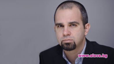 ЦИК с бележките и шоуто с машините дискредитират вота: П.Симеонов