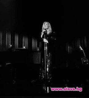 Силви Вартан на върха след 60 г. на сцената