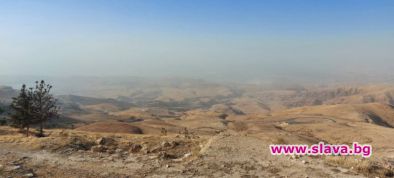 Стигнахме ли Обетованата земя/края на пустия преход