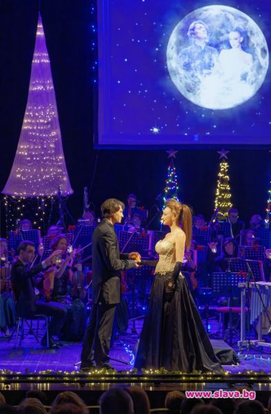Любов на Деси Тенекеджиева и маестро Камджалов омагьоса публиката