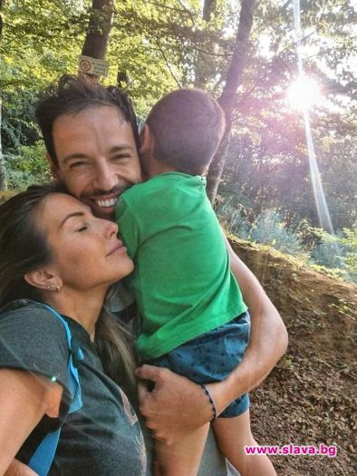 Лудият репортер се развежда