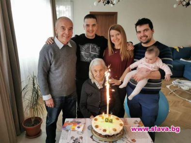 100 г. удари майката на Мангъров