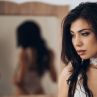 Една от Ергенът крие възрастта си