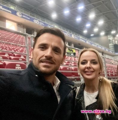 Ето с коя фолк звезда се срещна Никос Вертис след концерта си в София