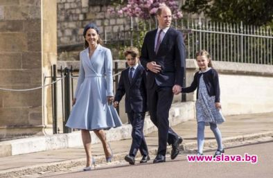 Кейт и Шарлот в синьо за Великден