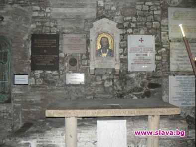 На гроба на Св. Кирил на 24 май казваме ДА на РСМ за ЕС: отказваме се и от езика, и от историята си