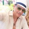 Краси Аврамов в опасна близост със секси блондинка