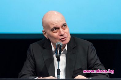 Депутати от „Има такъв народ“ ще подкрепят Кирил Петков и Асен Василев: Слави