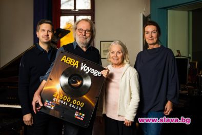 ABBA празнува 2,5млн. продадени копия на Voyage