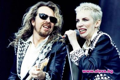 £100 млн. за Юритмикс, ако се върне на сцената