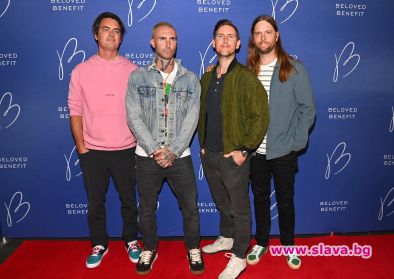 След пауза от две години Maroon 5 се завърнаха с нов сингъл 
