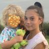 Деси Банова показа СНИМКА на сина си от Плевнелиев