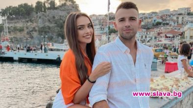 Ето я морската сватба на Вики и Жоро от