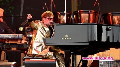 Елтън Джон защити Кевин Спейси в съда