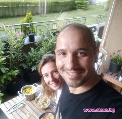 Ето с коя млада блондинка Симеон Колев смени Мариана Векилска