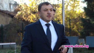  Ще има ли Лев Инс без Алексей Петров?
