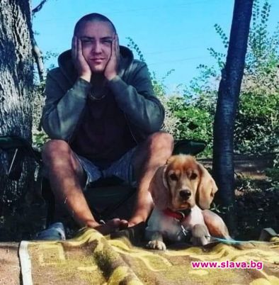 Синът на Сашо Дойнов влиза във