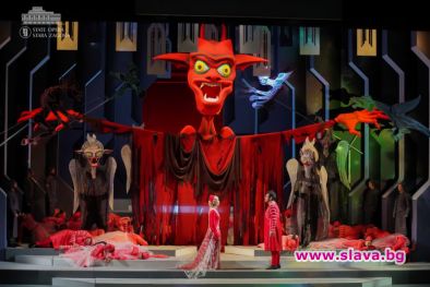 Фауст - операта с кукли за първи път в София