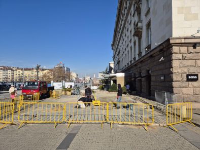 Ремонт на ремонта след 1 г. на пл. Св. Неделя