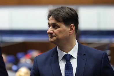 България се провали с организацията на срещата на ЮНЕСКО в София. Тя ще се проведе в Париж