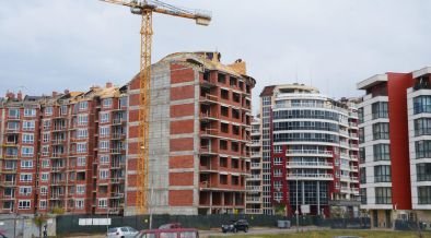 €1980/кв.м. средно за жилище в София, €680 среден наем