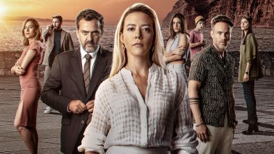 Райски пейзаж прикрива свят на поквара в премиерния сериал Островът на тайните по бТВ Стори 