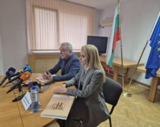 10% от год.оборот и изземане на компютри и документация за нарушители, спекулиращи покрай еврото
