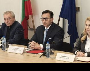НАП, КЗК и КЗП подписаха споразумение за сътрудничество 
