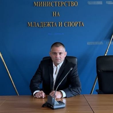 Близнака - шеф на самбото